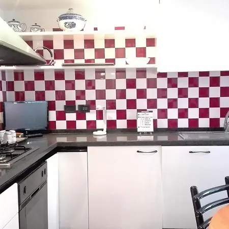 Helvezia * 莱万托